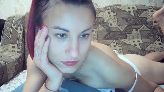 kiss lovely  online show from 10.07.25