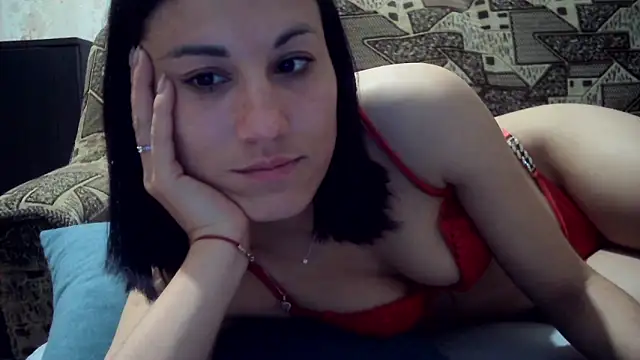 kiss lovely  online show from 04.18.26