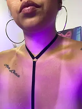 LuluMonroe Eup online show from 10.19.25