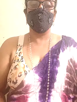 sweet-lotus online show from 11.03.25