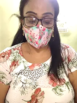 sweet-lotus online show from 04.17.26