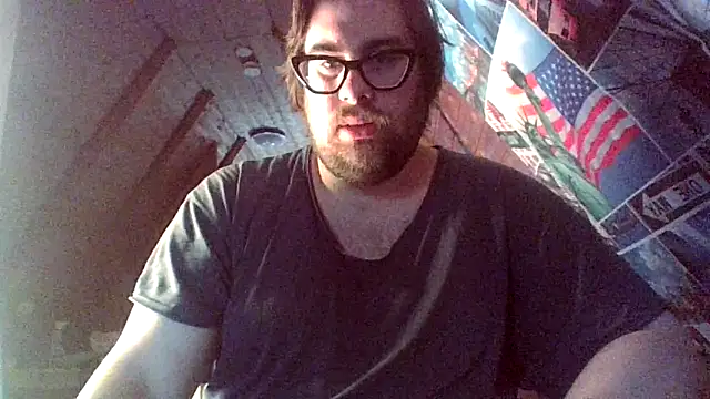 Snapshot of chubbyDavid1998 chatting on 10.26.25 chubbyDavid1998 online show from 10.26.25