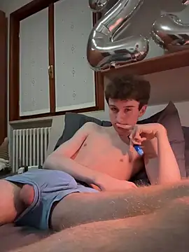 Snapshot of twinkethan07 chatting on 03.23.26 twinkethan07 online show from 03.23.26