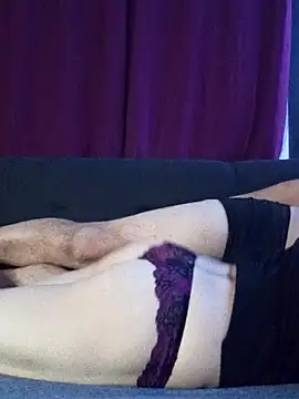 Snapshot of _Little_Sweatie_ chatting on 11.30.25 Little Sweatie online show from 11.30.25