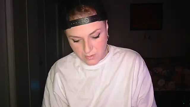 Snapshot of RasheleErotica chatting on 05.19.26 RasheleErotica online show from 05.19.26