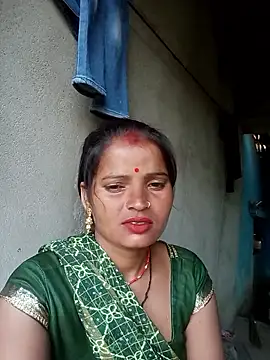 Snapshot of Neelamt12 chatting on 09.11.25 Neelamt12 online show from 09.11.25