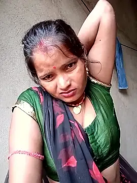 Snapshot of Neelamt12 chatting on 09.16.25 Neelamt12 online show from 09.16.25
