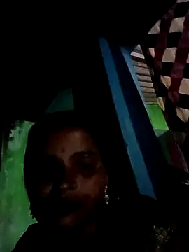 Snapshot of Neelamt12 chatting on 09.18.25 Neelamt12 online show from 09.18.25
