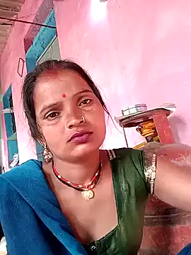 Snapshot of Neelamt12 chatting on 09.19.25 Neelamt12 online show from 09.19.25