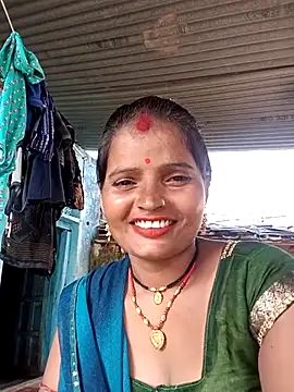 Snapshot of Neelamt12 chatting on 09.21.25 Neelamt12 online show from 09.21.25