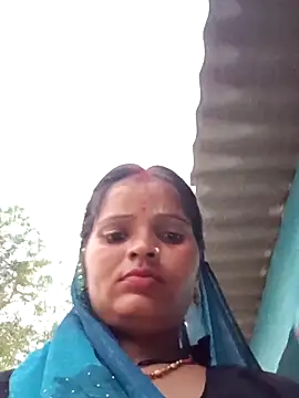 Snapshot of Neelamt12 chatting on 09.25.25 Neelamt12 online show from 09.25.25