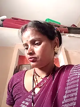 Snapshot of Neelamt12 chatting on 10.11.25 Neelamt12 online show from 10.11.25