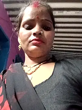 Snapshot of Neelamt12 chatting on 10.25.25 Neelamt12 online show from 10.25.25