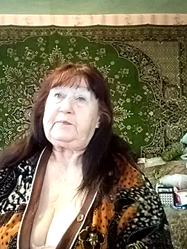 Snapshot of CrystalLime6411 chatting on 03.06.26 CrystalLime6411 online show from 03.06.26