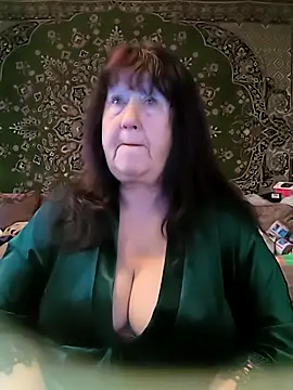 Snapshot of CrystalLime6411 chatting on 03.17.26 CrystalLime6411 online show from 03.17.26