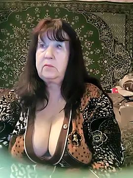 Snapshot of CrystalLime6411 chatting on 03.24.26 CrystalLime6411 online show from 03.24.26