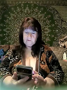 Snapshot of CrystalLime6411 chatting on 03.26.26 CrystalLime6411 online show from 03.26.26