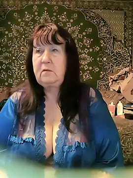 Snapshot of CrystalLime6411 chatting on 03.27.26 CrystalLime6411 online show from 03.27.26