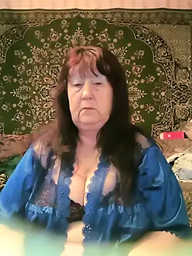 Snapshot of CrystalLime6411 chatting on 04.01.26 CrystalLime6411 online show from 04.01.26