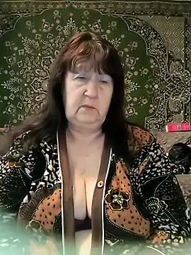 Snapshot of CrystalLime6411 chatting on 04.04.26 CrystalLime6411 online show from 04.04.26