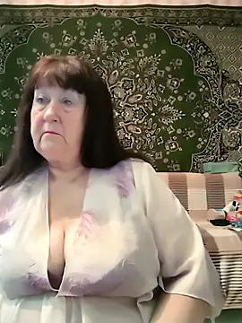 Snapshot of CrystalLime6411 chatting on 04.12.26 CrystalLime6411 online show from 04.12.26