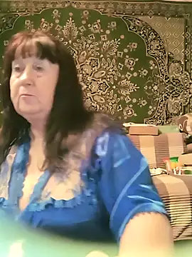 Snapshot of CrystalLime6411 chatting on 04.16.26 CrystalLime6411 online show from 04.16.26