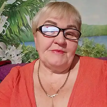 VioletSweet5566 online show from 10.22.25