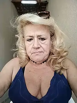 Belladama61 online show from 09.16.25