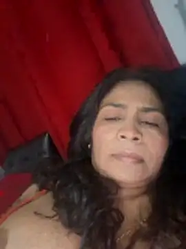 Snapshot of floresblancas chatting on 03.22.26 floresblancas online show from 03.22.26