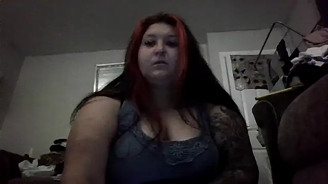 Snapshot of curvy_goddess_cleo chatting on 09.28.25 curvy goddess cleo online show from 09.28.25
