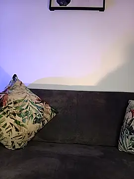 Enzo-wolf33 online show from 10.04.25