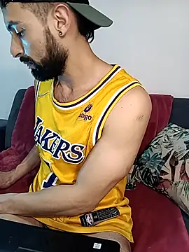 Enzo-wolf33 online show from 10.07.25