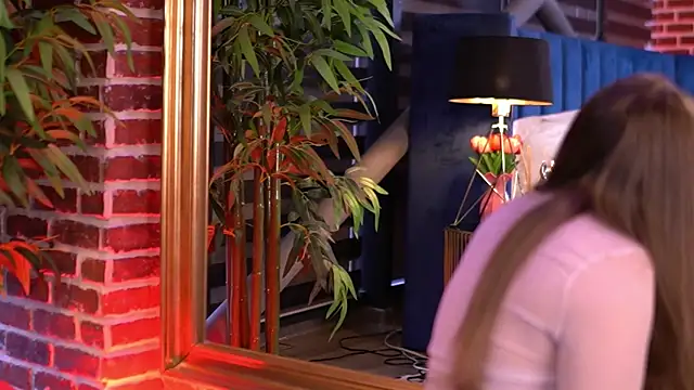 MillaSerene online show from 12.05.25