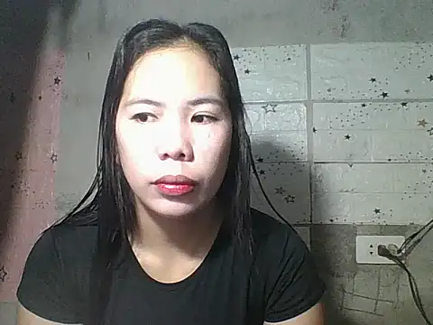 Snapshot of pinaysinglemommm chatting on 09.11.25 pinaysinglemommm online show from 09.11.25