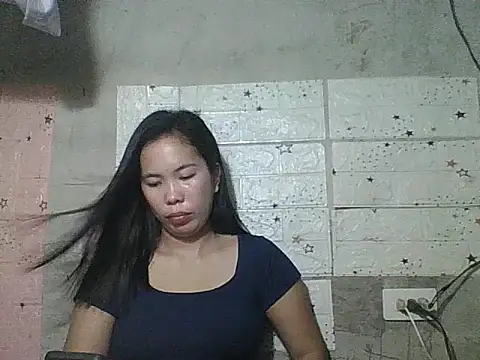 Snapshot of pinaysinglemommm chatting on 09.24.25 pinaysinglemommm online show from 09.24.25