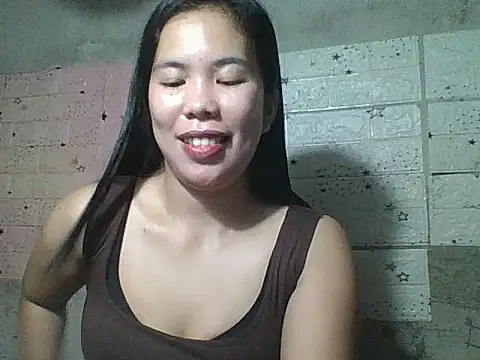 Snapshot of pinaysinglemommm chatting on 10.04.25 pinaysinglemommm online show from 10.04.25