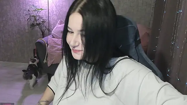Snapshot of AlinaGreeeen chatting on 09.30.25 AlinaGreeeen online show from 09.30.25