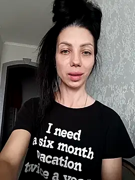 Snapshot of Princessa99885 chatting on 09.09.25 Princessa99885 online show from 09.09.25