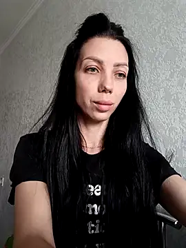 Snapshot of Princessa99885 chatting on 09.10.25 Princessa99885 online show from 09.10.25