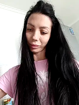 Snapshot of Princessa99885 chatting on 09.15.25 Princessa99885 online show from 09.15.25