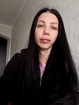 Snapshot of Princessa99885 chatting on 09.19.25 Princessa99885 online show from 09.19.25