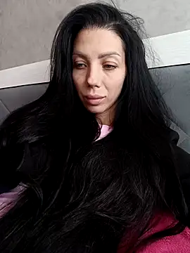 Snapshot of Princessa99885 chatting on 09.27.25 Princessa99885 online show from 09.27.25