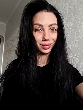 Snapshot of Princessa99885 chatting on 10.15.25 Princessa99885 online show from 10.15.25