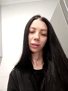 Snapshot of Princessa99885 chatting on 10.24.25 Princessa99885 online show from 10.24.25