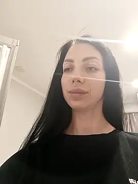 Snapshot of Princessa99885 chatting on 10.26.25 Princessa99885 online show from 10.26.25