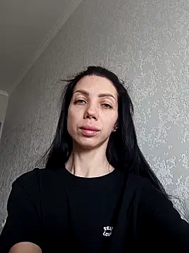 Snapshot of Princessa99885 chatting on 10.29.25 Princessa99885 online show from 10.29.25