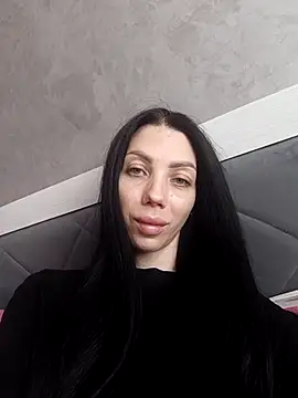 Snapshot of Princessa99885 chatting on 10.31.25 Princessa99885 online show from 10.31.25