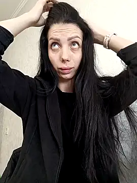 Snapshot of Princessa99885 chatting on 11.06.25 Princessa99885 online show from 11.06.25