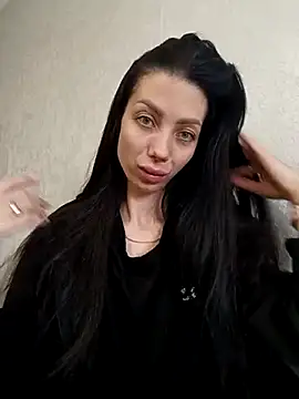 Snapshot of Princessa99885 chatting on 11.07.25 Princessa99885 online show from 11.07.25