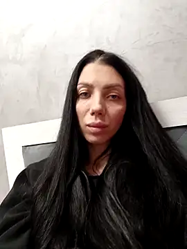 Snapshot of Princessa99885 chatting on 11.15.25 Princessa99885 online show from 11.15.25